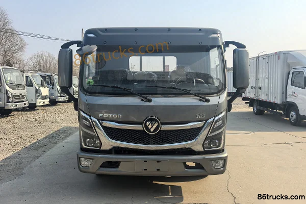 Foton Aoling CTV 140 hp 4X2(6 wheels) 4.17m Single Row Flatbed Light Truck Exterior (2) | 86Trucks