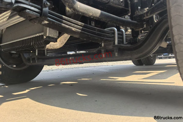 Foton Aoling CTV 140 hp 4X2(6 wheels) 4.17m Single Row Flatbed Light Truck Chassis (3) | 86Trucks