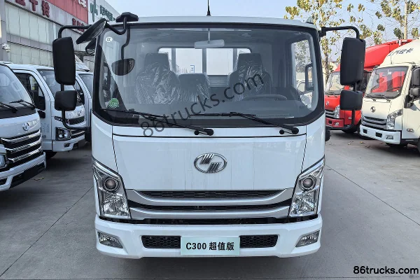 Yuejin Yuejin C500 143 hp 4X2(6 wheels) 4.2m single-row panel flatbed light truck Exterior (2) | 86Trucks