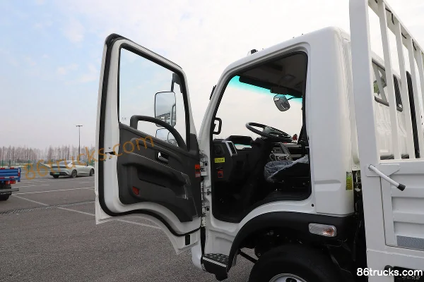 Feidi MV6 2L CNG 150hp 4X2(6 wheels) Fast Gear 8-speed 4.15m Single-row Flatbed Light Truck Cab (1) | 86Trucks