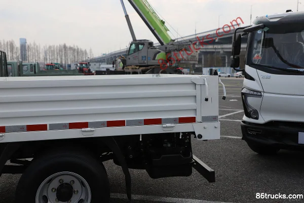 Feidi MV6 2L CNG 150hp 4X2(6 wheels) Fast Gear 8-speed 4.15m Single-row Flatbed Light Truck Body (2) | 86Trucks