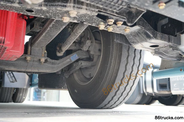 SHACMAN Delong X6000C 14.5L LNG 630hp 6X4(10 wheels) Fast Gear 12-Speed AMT Automatic Tractor Truck Chassis (3) | 86Trucks