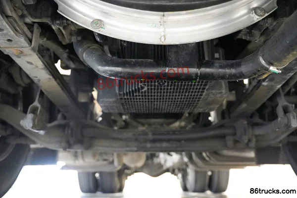 Dongfeng Tianlong KH 640 hp 6X4(10 wheels) AMT Automatic Tractor Truck Chassis (1) | 86Trucks