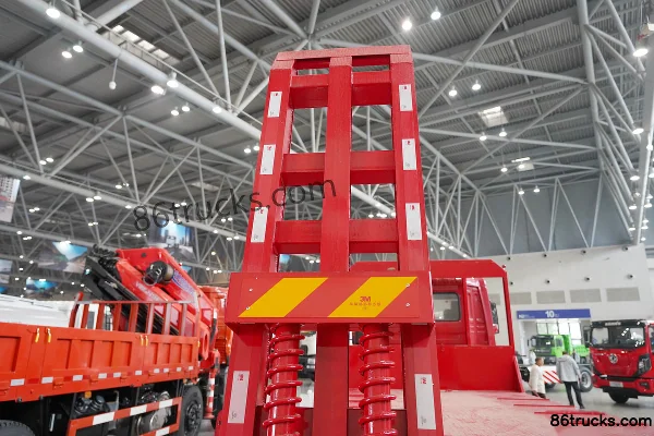 Dongfeng Commercial Vehicle Tianjin KR 260 hp 4X2(6 wheels) Flatbed Truck Body (3) | 86Trucks