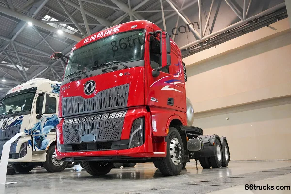 Dongfeng Tianlong KL 12.9L LNG 520hp 6X4(10 wheels) Dongfeng 14-speed Tractor Truck Exterior (3) | 86Trucks