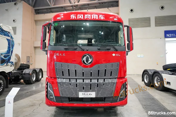 Dongfeng Tianlong KL 12.9L LNG 520hp 6X4(10 wheels) Dongfeng 14-speed Tractor Truck Exterior (2) | 86Trucks