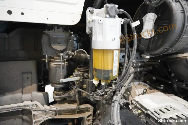 Dongfeng Commercial Vehicle Tianlong Flagship KX King Edition 12.5L Diesel 580hp 4X2(6 wheels) AMT Automatic Tractor Truck Chassis (3) | 86T