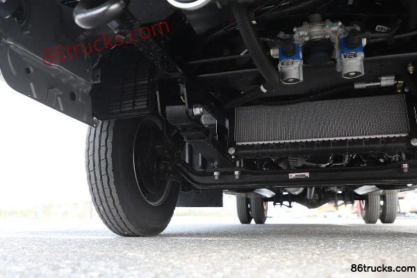 Feidi MX 2.0L 121 hp 4X2(6 wheels) CNG dual fuel 4.01m single-row flatbed micro truck Chassis (2) | 86Trucks