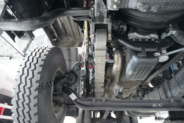 Dongfeng Commercial Vehicle Tianjin KC Sky Edition 6.4L Diesel 300 ch 4X2(6 roues) Fast Gear 12 vitesses 5.4 m camion benne cabine avancée C