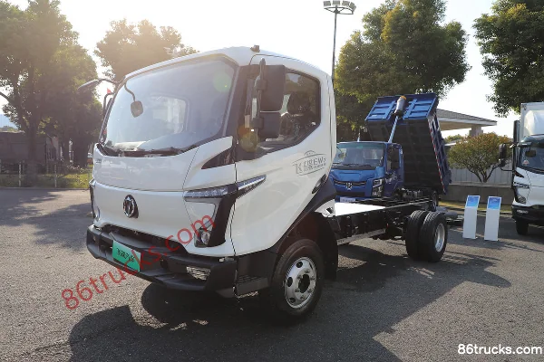 Feidi EW7 Air Brake 4.18m Single Row Electric Flatbed Light Truck CATL 120.27kWh 4X2(6 wheels) Exterior (3) | 86Trucks