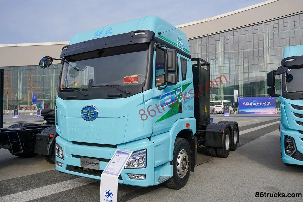 FAW Jiefang Qingdao JH6 6X4(10 wheels) Battery Electric Tractor Truck CATL 400.61kWh Exterior (2) | 86Trucks