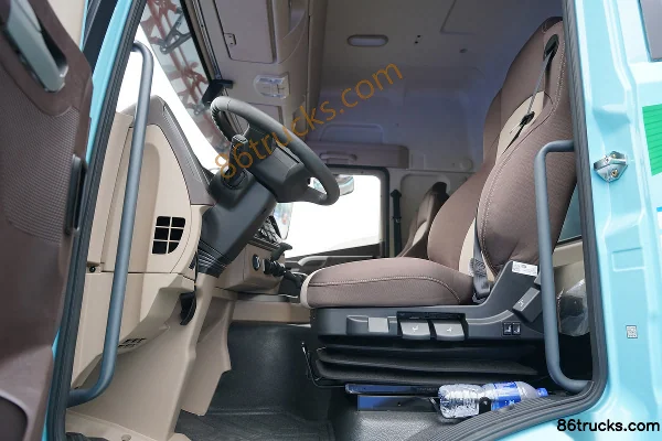 FAW Jiefang Qingdao JH6 6X4(10 wheels) Battery Electric Tractor Truck CATL 400.61kWh Cab (2) | 86Trucks