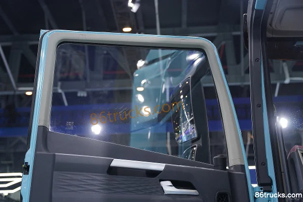 FAW Jiefang Yingchi 11.1L Diesel 490hp 6X4(10 wheels) FAW Jiefang 12-Speed Tractor Truck Cab (2) | 86Trucks