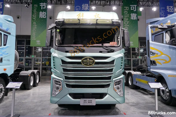 FAW Jiefang Qingdao Yingtu First Class 13.2L Diesel 640hp 6X4(10 wheels) FAW Jiefang 12-speed AMT Automatic Tractor Truck Exterior (2) | 86T