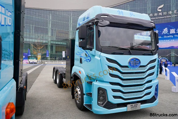 FAW Jiefang Yingchi 6X4(10 wheels) Electric Tractor Truck CATL 400kWh Exterior