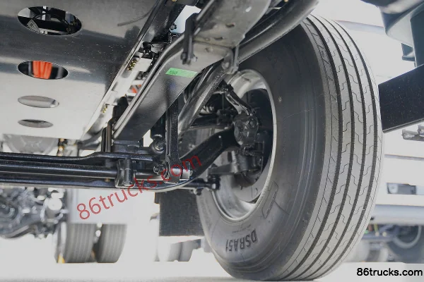 FAW Jiefang Yingchi 6X4(10 wheels) Battery Swap Pure Electric Tractor Truck CATL 400.61kWh Chassis (3) | 86Trucks