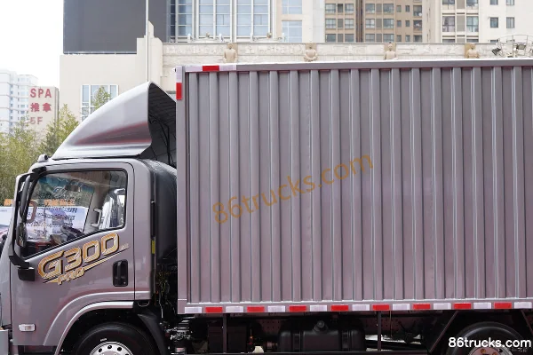 SHACMAN Commercial Vehicle Delong G300 2.5L Diesel 185hp 4X2(6 wheels) Fast Gear 10-speed Air Brake 4.18m Single Row Van Light Truck Body (2