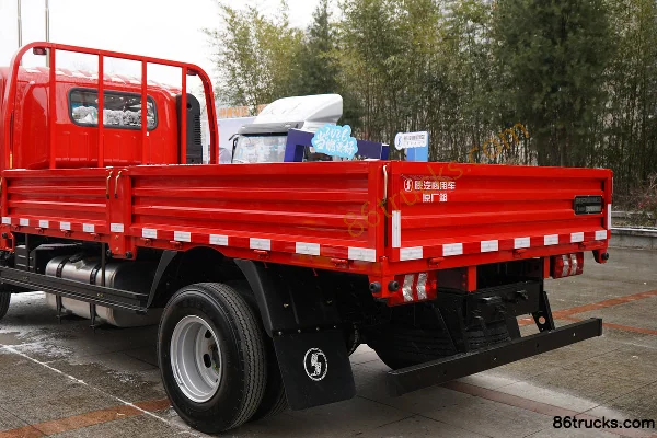 SHACMAN Commercial Vehicle Delong G300 2.5L diesel 180 ch 4X2(6 roues) Fast Gear 8 vitesses frein pneumatique 4,18 m plateau simple cabine c