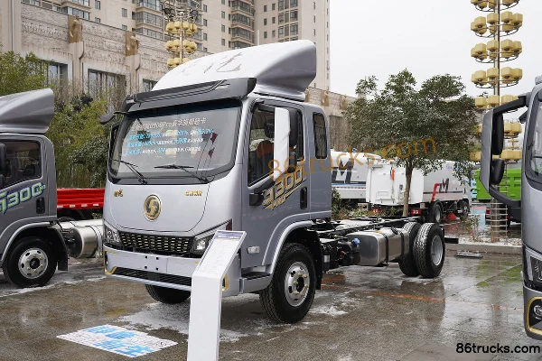 SHACMAN Commercial Vehicle Delong G300 2.5L Diesel 185 hp 4X2(6 wheels) Fast Gear 10-speed Air Brake 3.82m Semi-row Flatbed Light Truck Exte