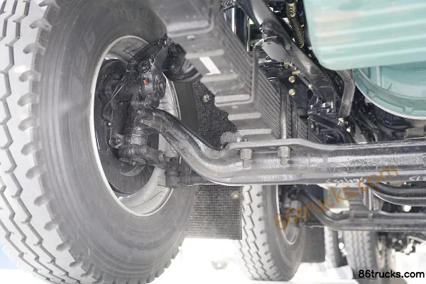 FAW Jiefang Yingtuo 7.8L Diesel 350 hp 8X4(12 wheels) FAW Jiefang 10-speed 5.6m dump truck Chassis (2) | 86Trucks