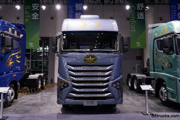 FAW Jiefang Yinghang Zhizun Edition 15.6L LNG 660hp 6X4(10 wheels) FAW Jiefang 12-Speed AMT Automatic Tractor Truck Exterior (2) | 86Trucks
