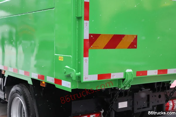 SHACMAN Commercial Vehicle Delong G100 2.5L Diesel 155hp 4X2(6 wheels) Fast Gear 8-speed 3.3m single-row dump truck Body (3) | 86Trucks