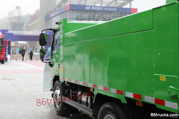 SHACMAN Commercial Vehicle Delong G100 2.5L Diesel 155hp 4X2(6 wheels) Fast Gear 8-speed 3.3m single-row dump truck Body (1) | 86Trucks