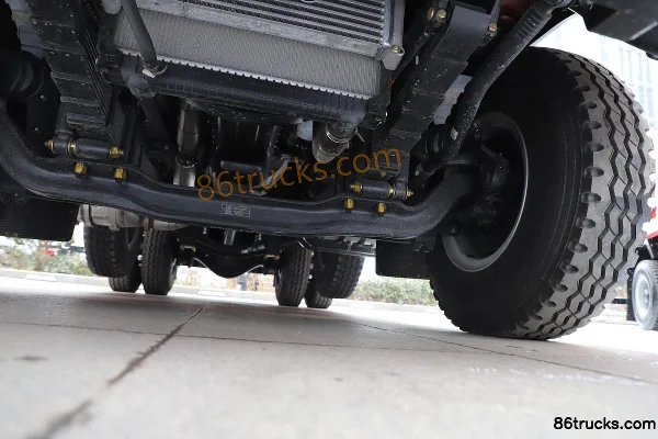 SHACMAN Commercial Vehicle Delong G500 version standard 4.3L diesel 240 ch 6X2R Fast Gear 10 vitesses 5.2 m camion benne Châssis (3) | 86Tru