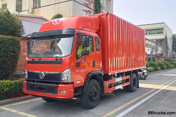 Dongfeng F6 4L Diesel 184 hp 4X2(6 wheels) Fast Gear 8-Speed 4.8m Cabover Van Cargo Truck Exterior (2) | 86Trucks