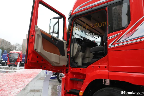 SHACMAN Commercial Vehicle Deyu Q500 14.8L LNG 560 hp 6X4(10 wheels) Fast Gear 12-Speed Tractor Truck Cab (1) | 86Trucks