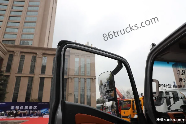 SHACMAN Commercial Vehicle Delong G300 150 hp 4X2(6 wheels) 4.18m Single Row Flatbed Light Truck Cab (2) | 86Trucks