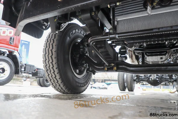 SHACMAN Commercial Vehicle Delong G200 2.5L Diesel 180 hp 4X2(6 wheels) Fast Gear 8-speed 3.82m Crew Cab Stake Light Truck Chassis (2) | 86T