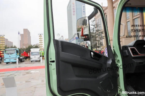 SHACMAN Commercial Vehicle Zhiyun S300 4X2(6 wheels) Electric Tow Truck, CATL 100.07kWh Cab (3) | 86Trucks