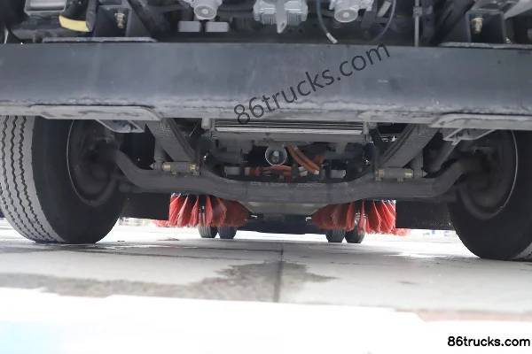SHACMAN Commercial Vehicle Zhiyun S300 4X2(6 wheels) Electric Sweeper Truck, 120.27kWh Chassis (1) | 86Trucks