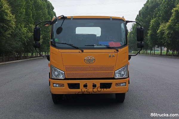 FAW Jiefang J6F 185hp 4X2(6 wheels) Diesel 8-speed Wrecker Truck (Xinkaijie) Exterior (2) | 86Trucks