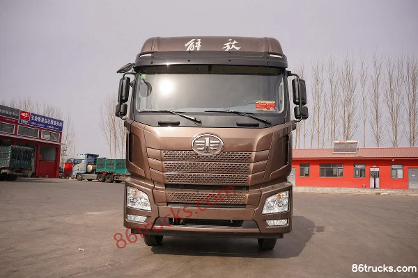 FAW Jiefang Qingdao JH6 7.8L Diesel 360 ch 4X2(6 roues) FAW Jiefang 10 vitesses 6.75 m cabine avancée avec ridelles camion porteur Extérieur