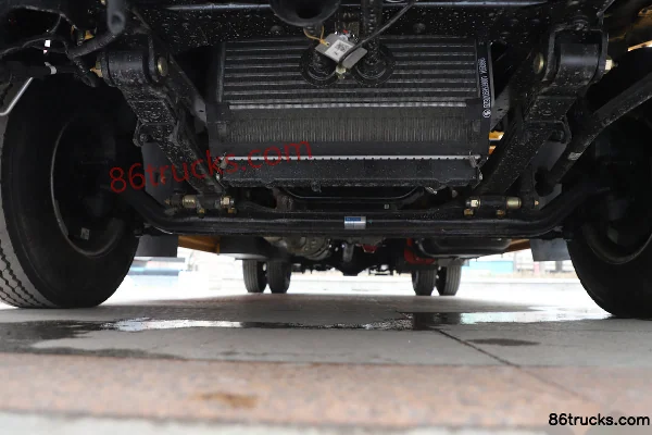 SHACMAN Commercial Vehicle Delong G300 4X2(6 wheels) 180 hp Wrecker Truck Chassis (1) | 86Trucks