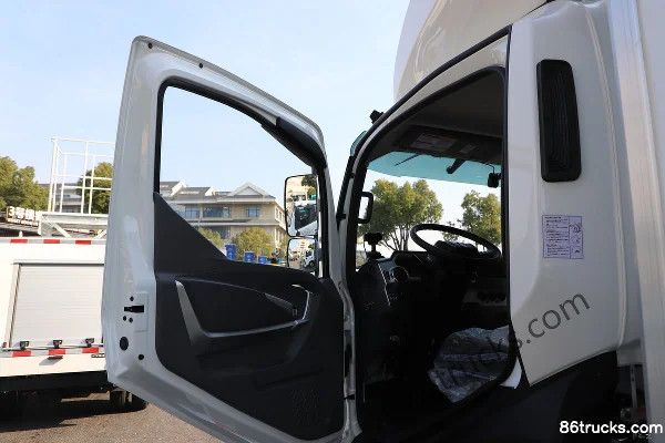 Feidi EW7 4X2(6 wheels) 4.16m Single Row Pure Electric Refrigerated Truck CATL 140kWh Cab (1) | 86Trucks
