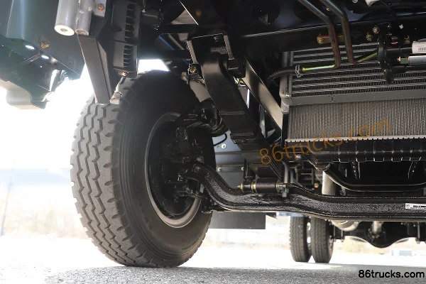 Feidi V6 2.5L Diesel 176 hp 4X2(6 wheels) 10-speed Air Brake 4.15m Single Row Flatbed Light Truck Chassis (2) | 86Trucks