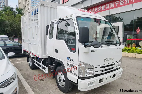 Qingling Isuzu 100P 2.5L Diesel 131 hp 4X2(6 wheels) Isuzu 5-speed 3.15m Semi-Cab Chassis Truck with Grain Carrier Body