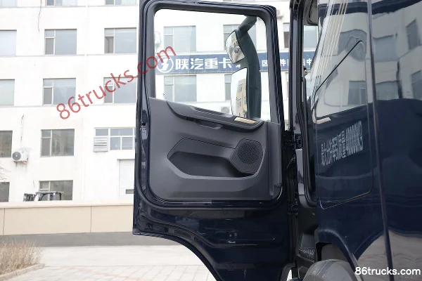 Scania series diesel 500 hp 6X4(10 wheels) tractor truck Cab (1) | 86Trucks