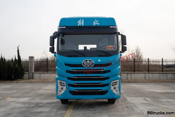FAW Jiefang Yingteng 15L LNG 600 hp 6X4(10 wheels) FAW Jiefang 12-Speed AMT Automatic Tractor Truck Exterior (2) | 86Trucks