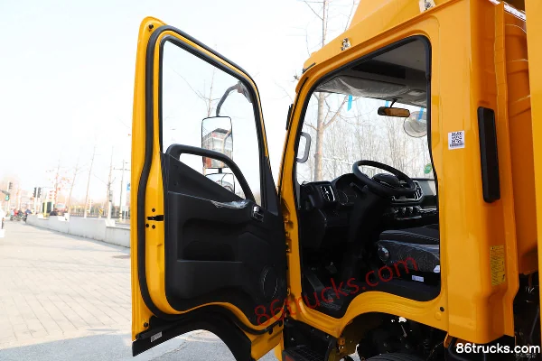 Foton Times Linghang M5 151 ch 4X2(6 roues) camion léger fourgon à cabine simple 4,14 m (1) | 86Trucks