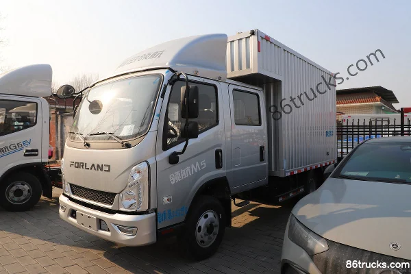 Foton Times Pilot M5 151hp 4X2(6 wheels) 3.8m semi-row van light truck (Fast Gear 8-speed) Exterior (3) | 86Trucks