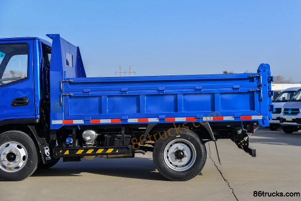 KamaGK3 2L Diesel 140hp 4X2(6 wheels) Fast Gear 8-speed 3m Dump Truck Body (1) | 86Trucks
