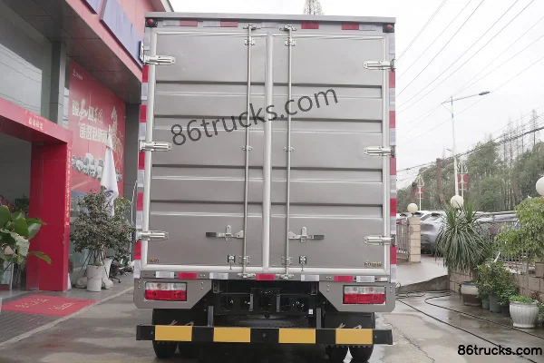 DongfengK6 2.5L diesel 185 ch 4X2(6 roues) Fast Gear 8 vitesses 4,17 m cabine simple, camion léger à ridelles Carrosserie (3) | 86Trucks