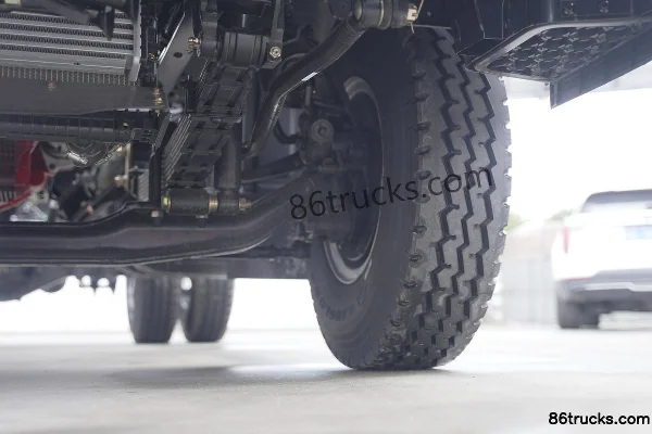 Dongfeng Duolika D6-L Ruineng Edition 190hp 4X2(6 wheels) 4.17m Single Row Van Light Truck (China VI) Chassis (3) | 86Trucks
