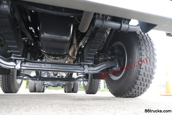 SAIC Hongyan Genlyon C6 440 hp 8X4(12 wheels) 7.8m Dump Truck (High Roof) (China VI) Chassis (3) | 86Trucks