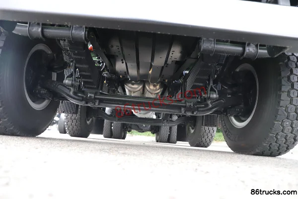 SAIC Hongyan Genlyon Composite Version 8X4(12 wheels) 5.8m Half Row Pure Electric Dump Truck CATL 600kWh Chassis (1) | 86Trucks
