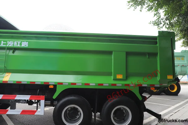 SAIC Hongyan Genlyon Composite Version 8X4(12 wheels) 5.8m Half Row Pure Electric Dump Truck CATL 600kWh Body (2) | 86Trucks
